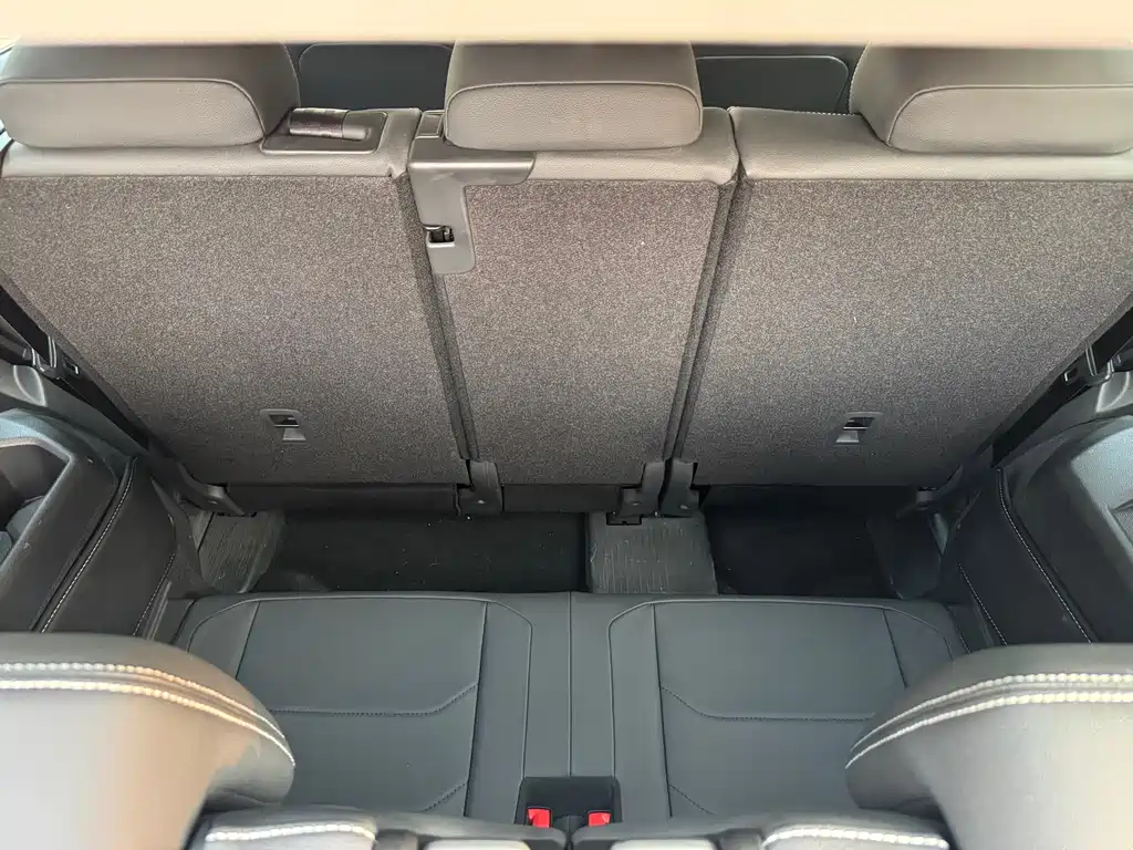 Volkswagen Volkswagen Tiguan L 2021 380TSI Automatic AWD R-Line Edition 7-seater 2021 - thumbnail 10