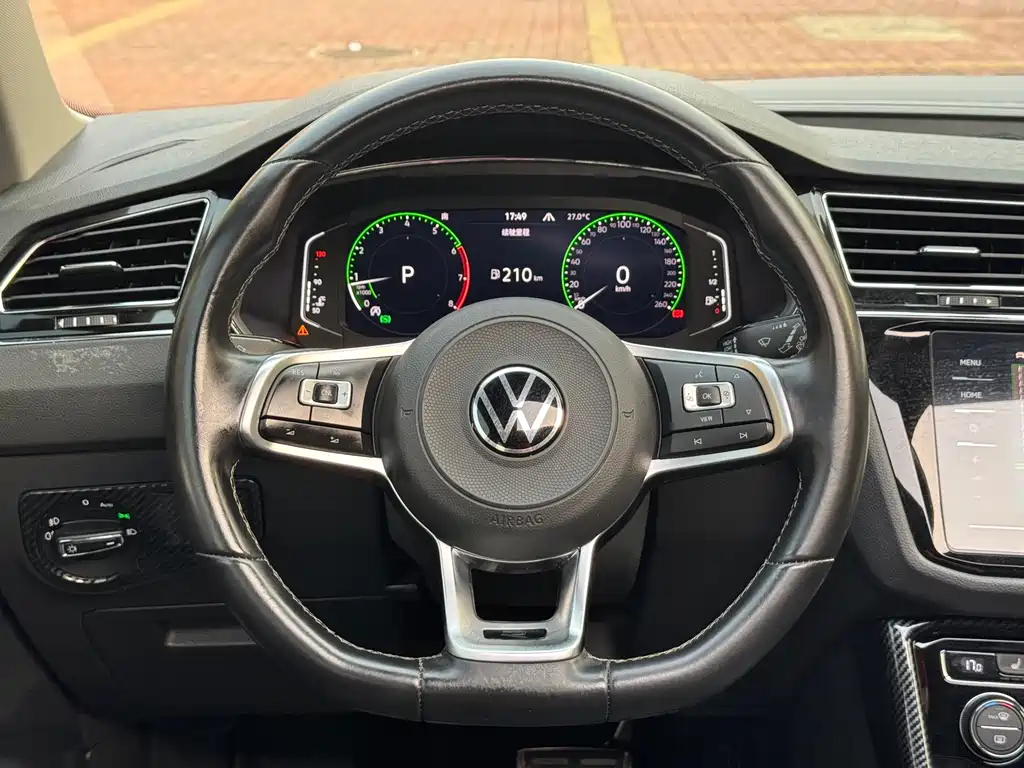 Volkswagen Volkswagen Tiguan L 2021 380TSI Automatic AWD R-Line Edition 7-seater 2021 - thumbnail 22