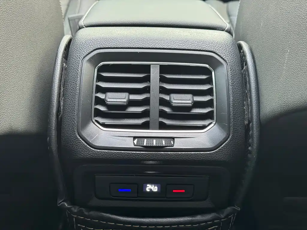 Volkswagen Volkswagen Tiguan L 2021 380TSI Automatic AWD R-Line Edition 7-seater 2021 - thumbnail 23
