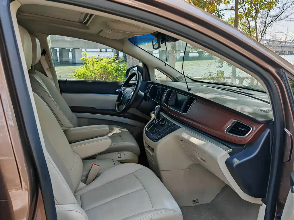 Buick Buick GL8 2018 28T Luxury Model VI 2020 - thumbnail 7