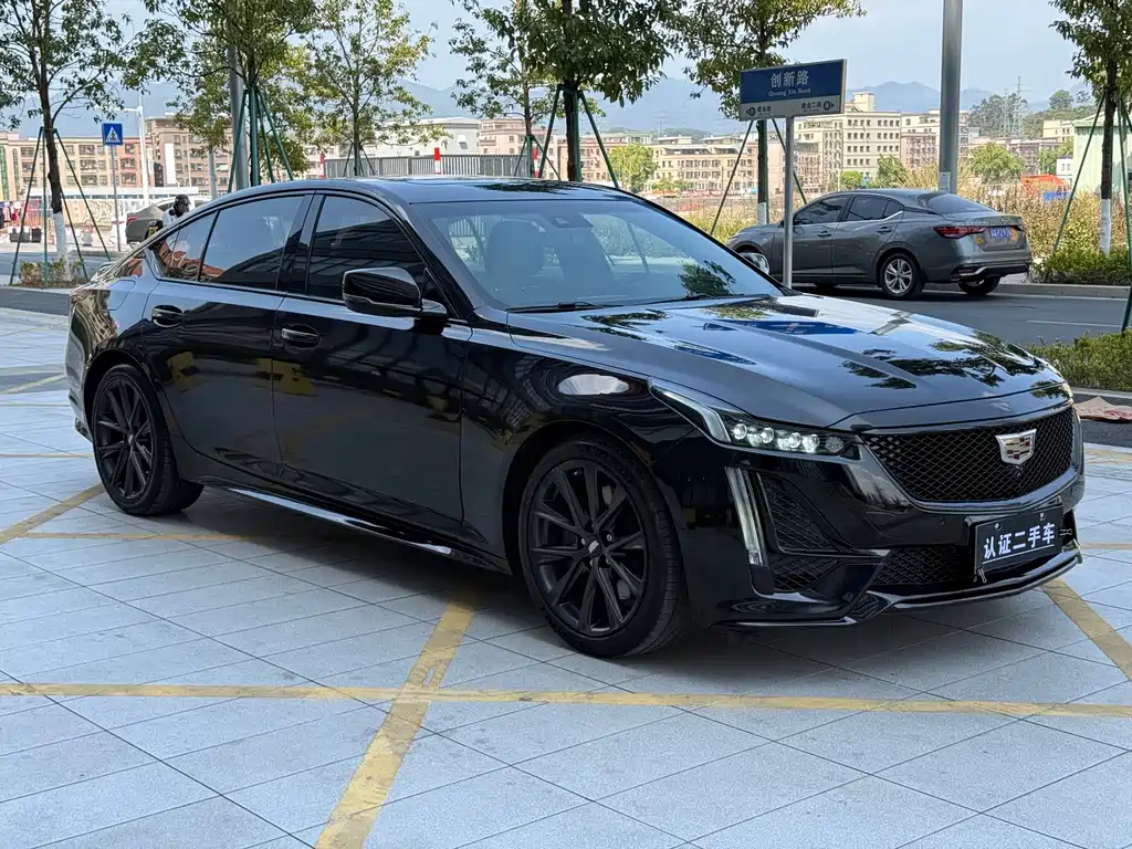 Cadillac Cadillac CT5 2020 28T Platinum Sport Edition 2020 - thumbnail 3