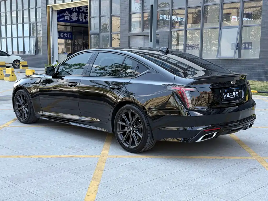 Cadillac Cadillac CT5 2020 28T Platinum Sport Edition 2020 - thumbnail 7