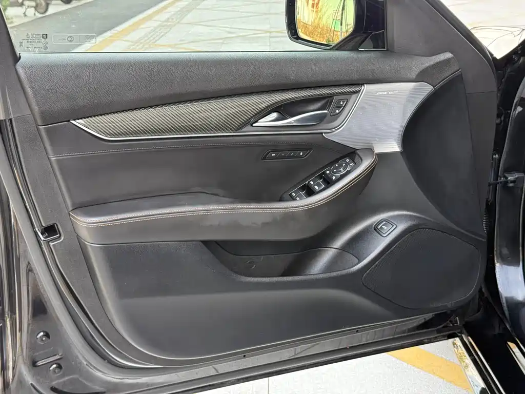 Cadillac Cadillac CT5 2020 28T Platinum Sport Edition 2020 - thumbnail 13