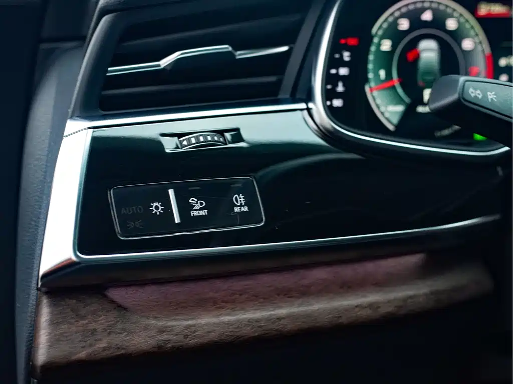 Audi Audi Q7 2021 55 TFSI quattro S line Sport 2021 - thumbnail 13