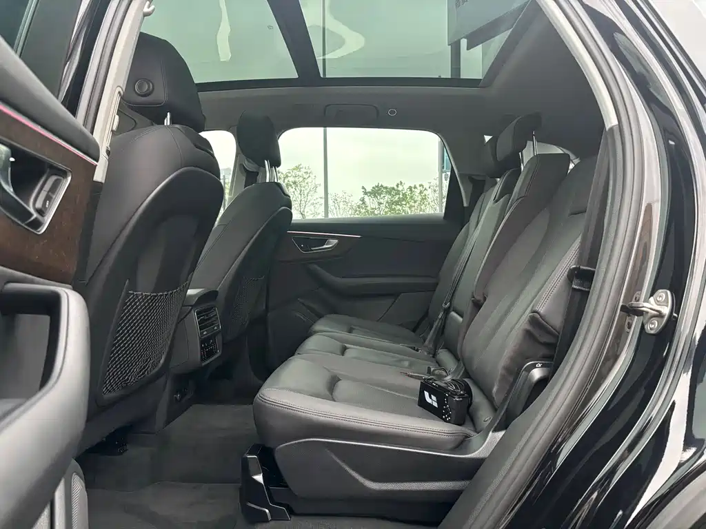 Audi Audi Q7 2021 55 TFSI quattro S line Sport 2021 - thumbnail 23