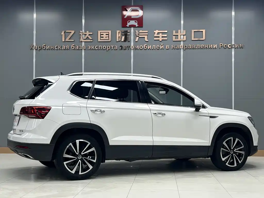 Volkswagen Tharu 2022 280TSI Front-Wheel Drive Luxury Edition 2022 - thumbnail 6