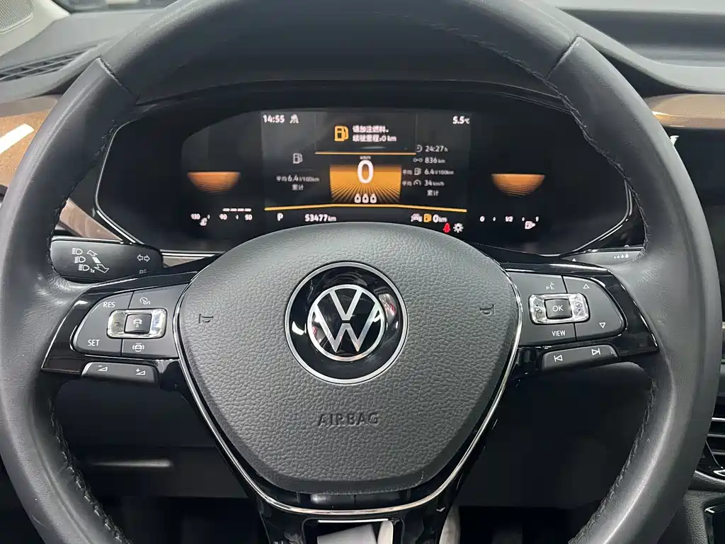 Volkswagen Tharu 2022 280TSI Front-Wheel Drive Luxury Edition 2022 - thumbnail 7