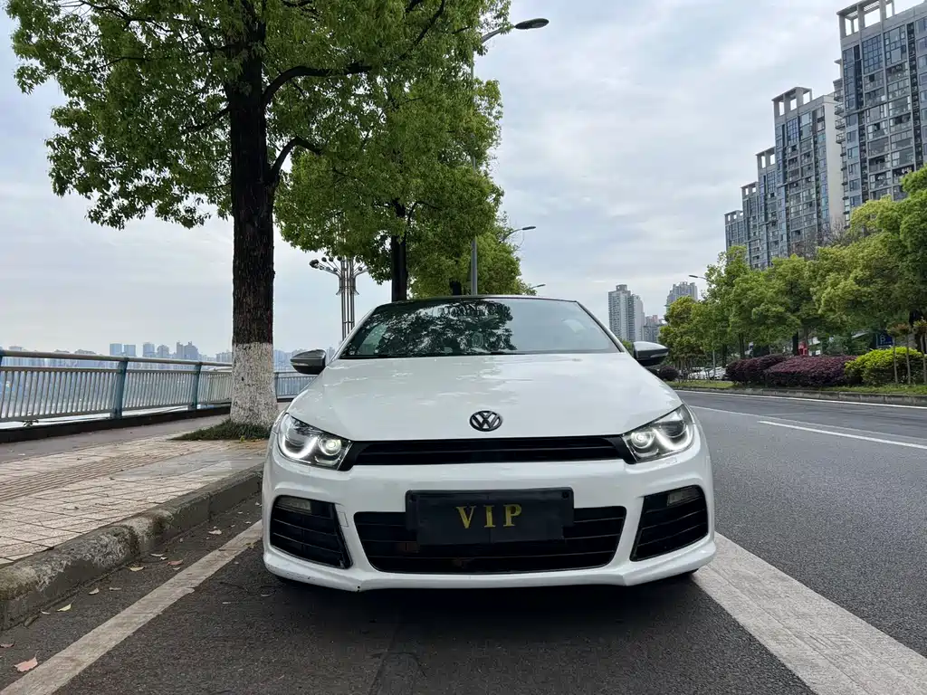 Volkswagen Scirocco 2011 2.0TSI Luxury Edition 2015 - thumbnail 2