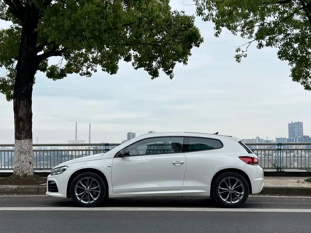 Volkswagen Scirocco 2011 2.0TSI Luxury Edition 2015 - thumbnail 7