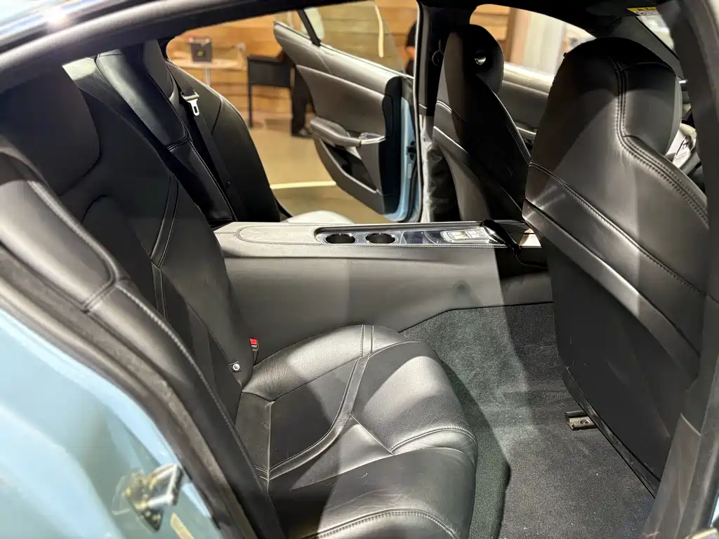 - Fisker Karma 2018 2.0T Hybrid 2020 - thumbnail 18