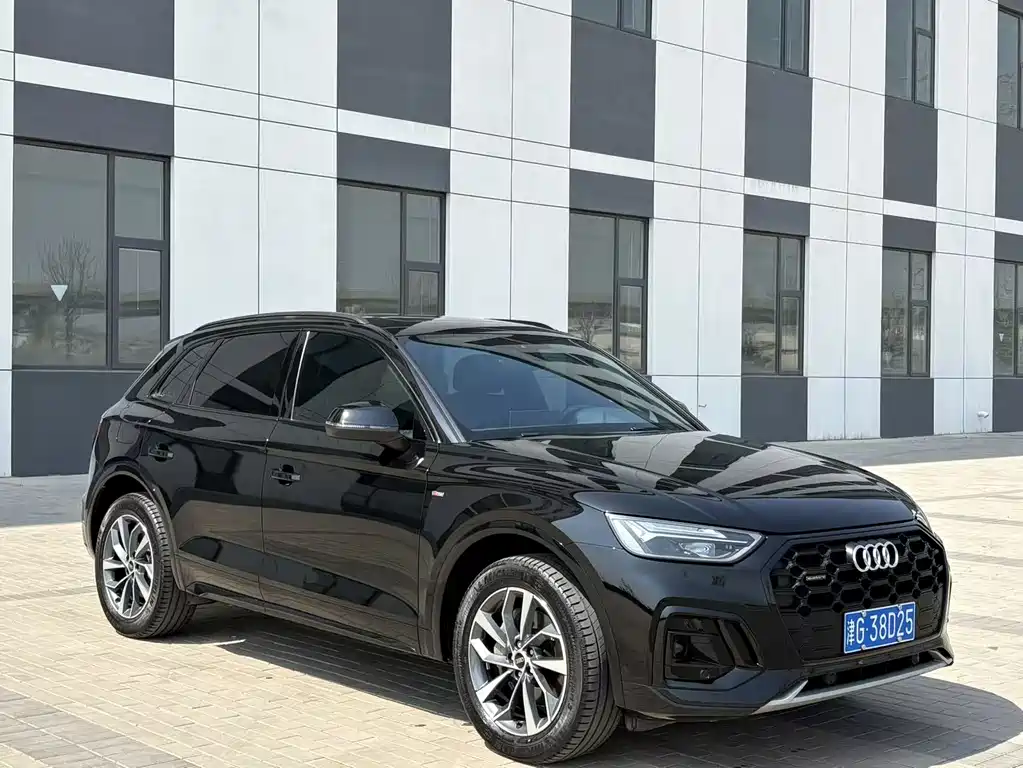 Audi Audi Q5L 2023 40T Luxury Dynamic Model 2023 - thumbnail 2