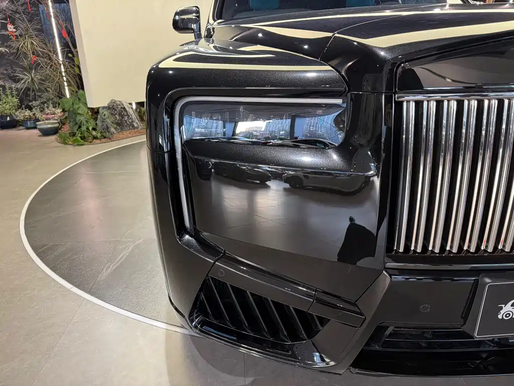 Rolls-Royce Rolls-Royce Cullinan 2025 6.7T Automatic 2025 - thumbnail 8