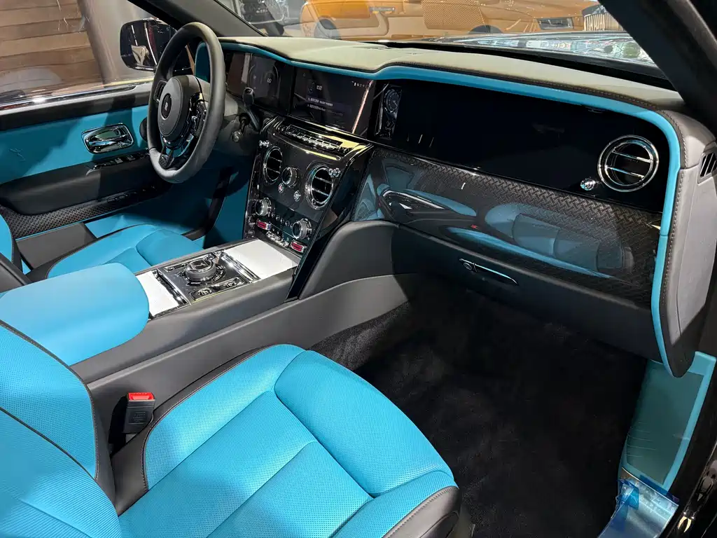 Rolls-Royce Rolls-Royce Cullinan 2025 6.7T Automatic 2025 - thumbnail 19