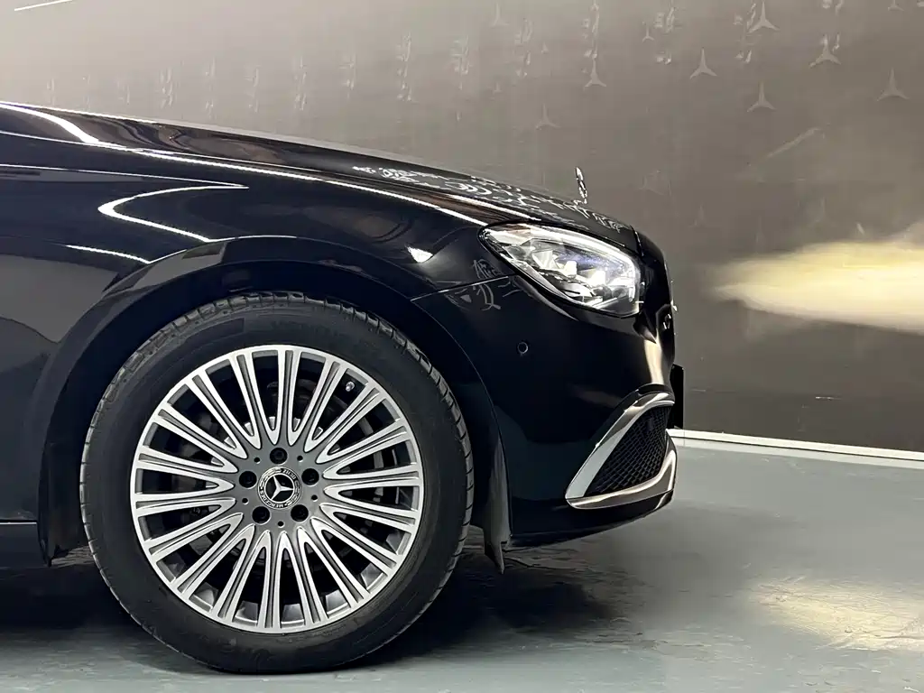 Mercedes-Benz Mercedes-Benz E-Class 2023 Model Year Facelift E 300 L Fashion Edition 2023 - thumbnail 8