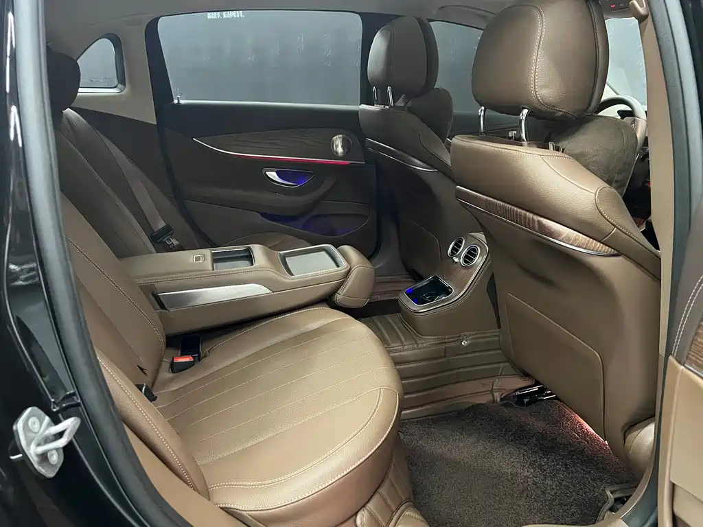 Mercedes-Benz Mercedes-Benz E-Class 2023 Model Year Facelift E 300 L Fashion Edition 2023 - thumbnail 11