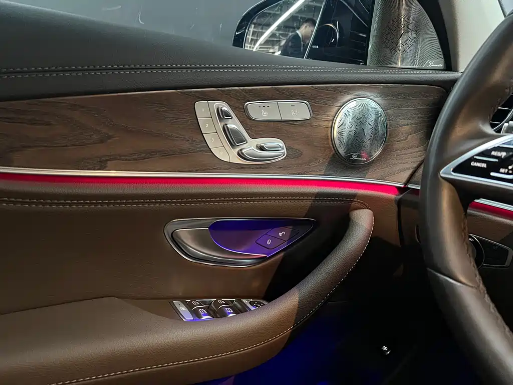 Mercedes-Benz Mercedes-Benz E-Class 2023 Model Year Facelift E 300 L Fashion Edition 2023 - thumbnail 15