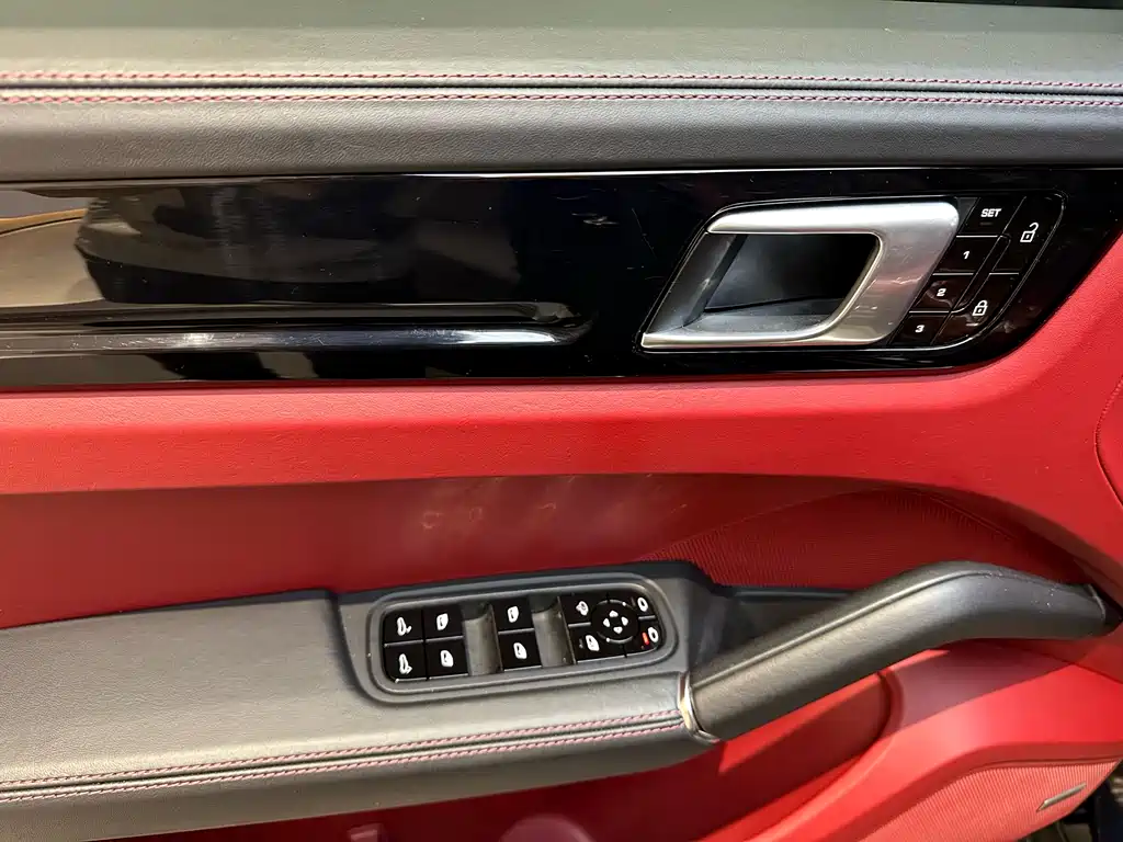 Porsche Porsche Cayenne 2019 3.0T 2020 - thumbnail 10
