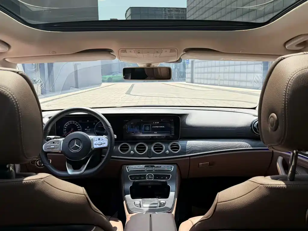 Mercedes-Benz Mercedes-Benz E-Class 2019 E 300 L Sport Fashion Model 2019 - thumbnail 4