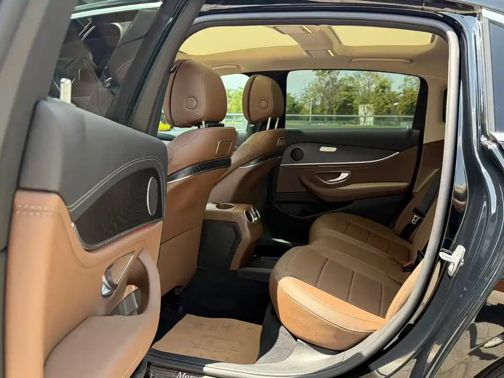 Mercedes-Benz Mercedes-Benz E-Class 2019 E 300 L Sport Fashion Model 2019 - thumbnail 6