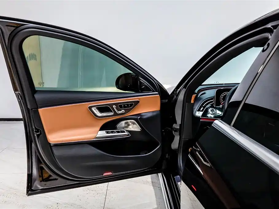Mercedes-Benz Mercedes-Benz E-Class 2025 Facelift E 300 L Luxury 2025 - thumbnail 8