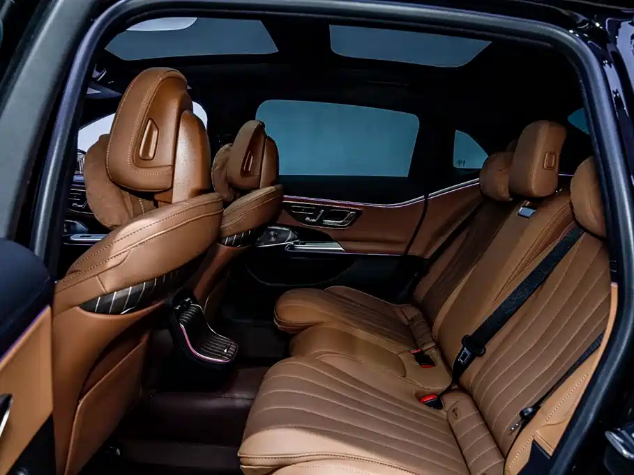 Mercedes-Benz Mercedes-Benz E-Class 2025 Facelift E 300 L Luxury 2025 - thumbnail 10