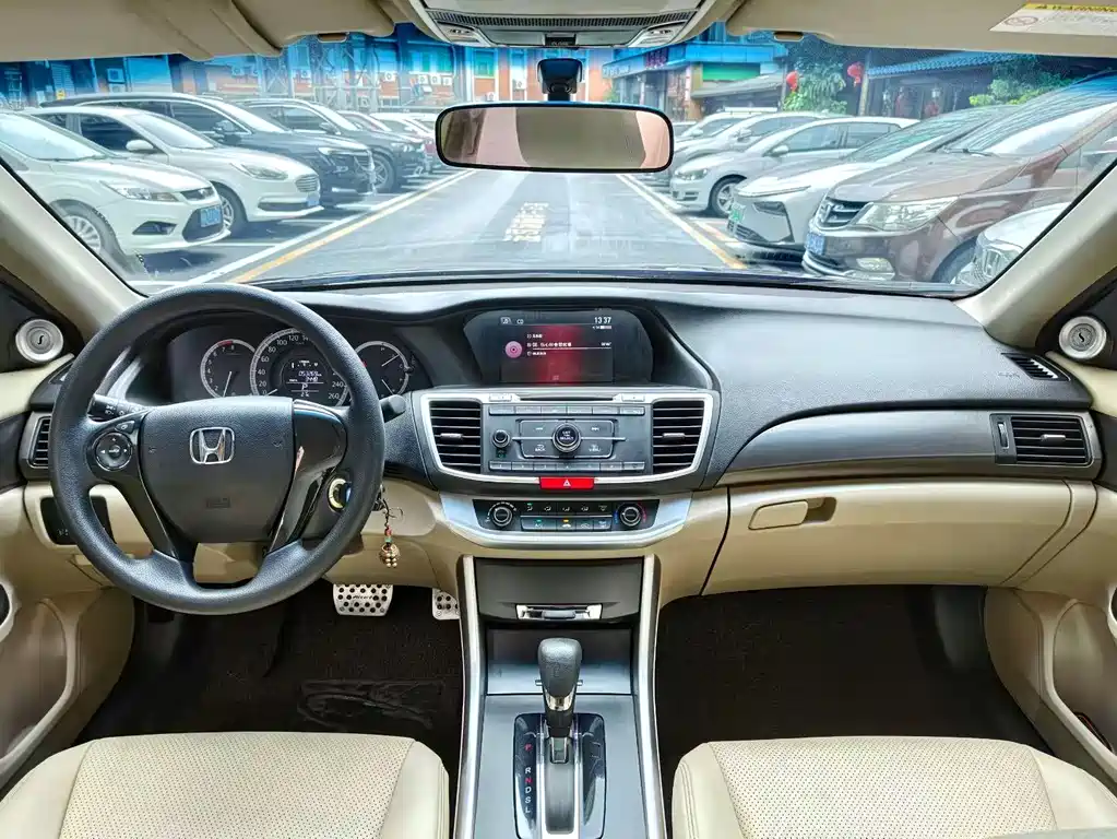 Honda Honda Accord 2015 2.0L LX Comfort Edition 2015 - thumbnail 4