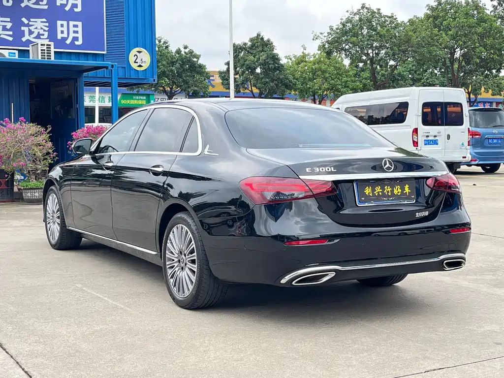Mercedes-Benz Mercedes-Benz E-Class 2021 Model Year Facelift E 300 L Luxury 2021 - thumbnail 5