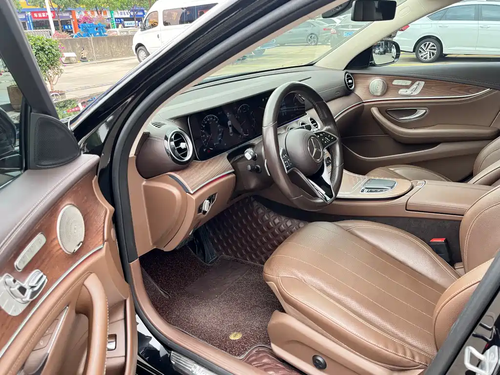 Mercedes-Benz Mercedes-Benz E-Class 2021 Model Year Facelift E 300 L Luxury 2021 - thumbnail 9