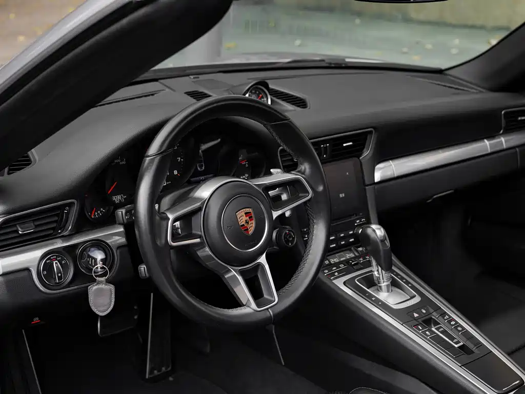 Porsche Porsche 911 (2016) Targa 4 3.0T 2017 - thumbnail 13