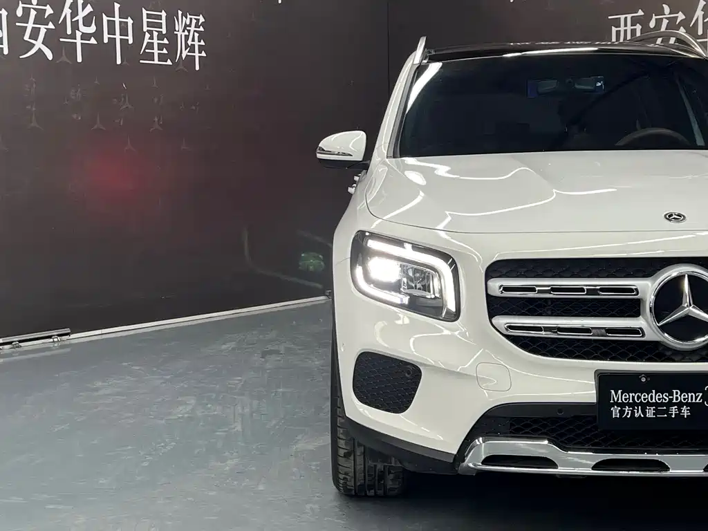 Mercedes-Benz Mercedes-Benz GLB 2020 Facelift GLB 200 AMG Line 2020 - thumbnail 8