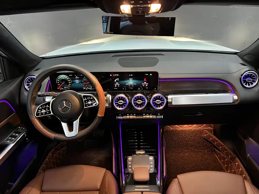 Mercedes-Benz Mercedes-Benz GLB 2020 Facelift GLB 200 AMG Line 2020 - thumbnail 15