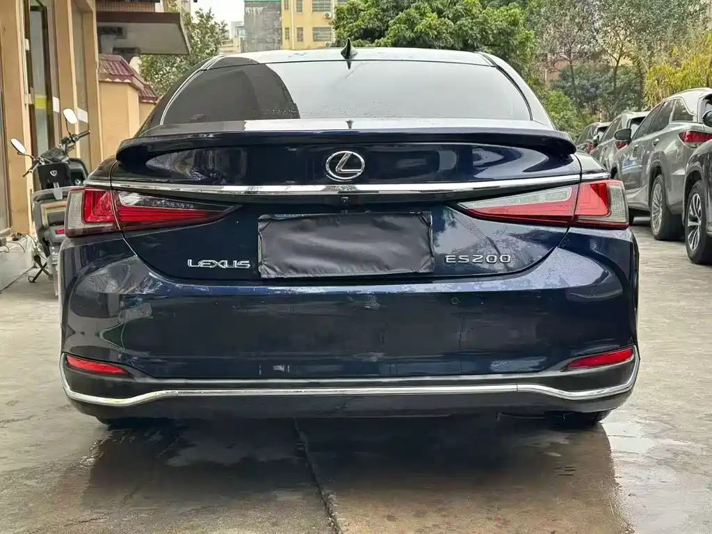 Lexus Lexus ES 2020 Model 200 Excellent Edition 2021 - thumbnail 8