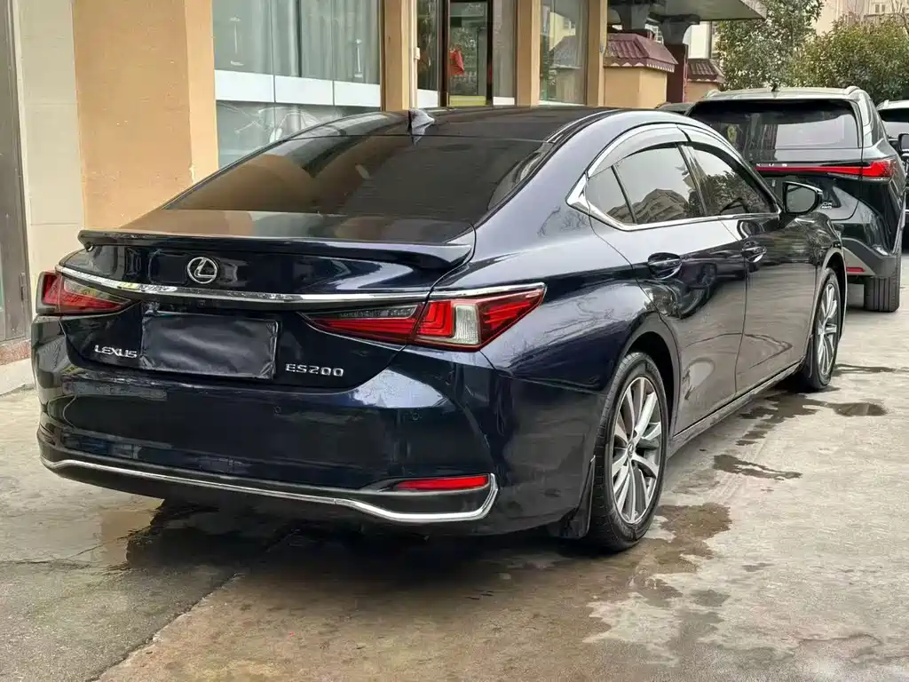 Lexus Lexus ES 2020 Model 200 Excellent Edition 2021 - thumbnail 9