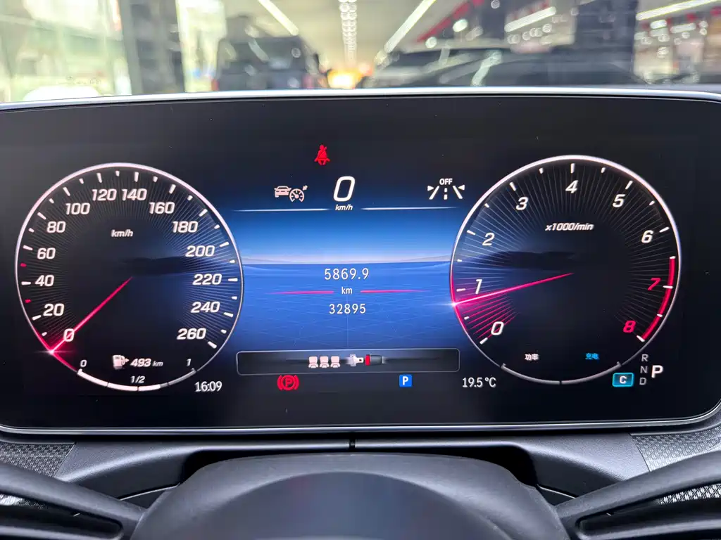 Mercedes-Benz Mercedes-Benz C-Class 2024 Model Year Facelift C 260 L Sport Edition 2024 - thumbnail 10