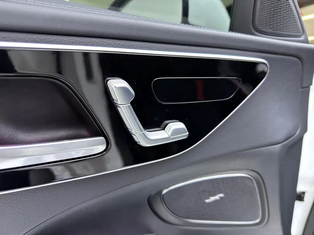 Mercedes-Benz Mercedes-Benz C-Class 2024 Model Year Facelift C 260 L Sport Edition 2024 - thumbnail 15