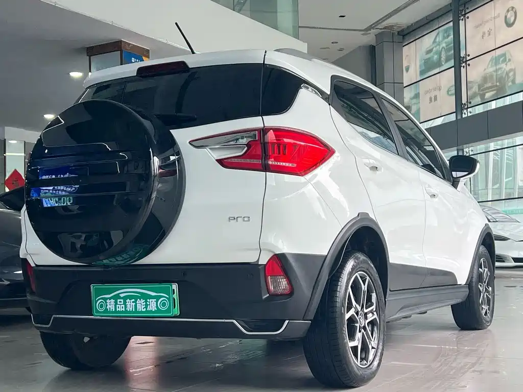 BYD BYD Yuan Pro 2021 401KM Premium Model 2022 - thumbnail 4