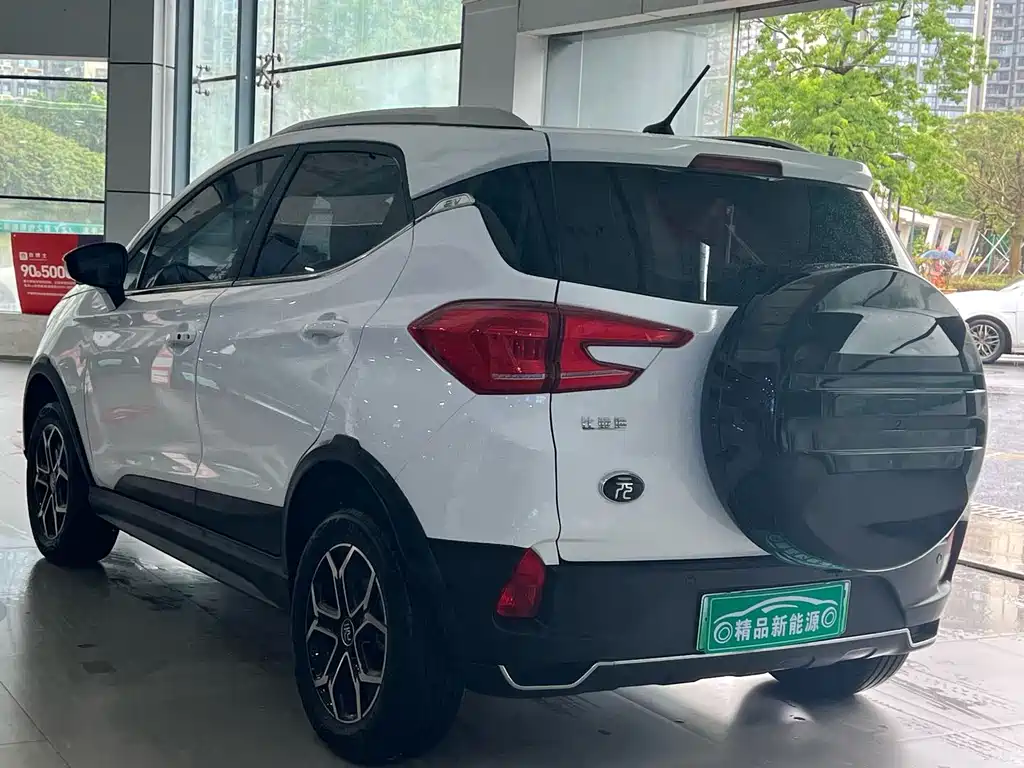 BYD BYD Yuan Pro 2021 401KM Premium Model 2022 - thumbnail 6