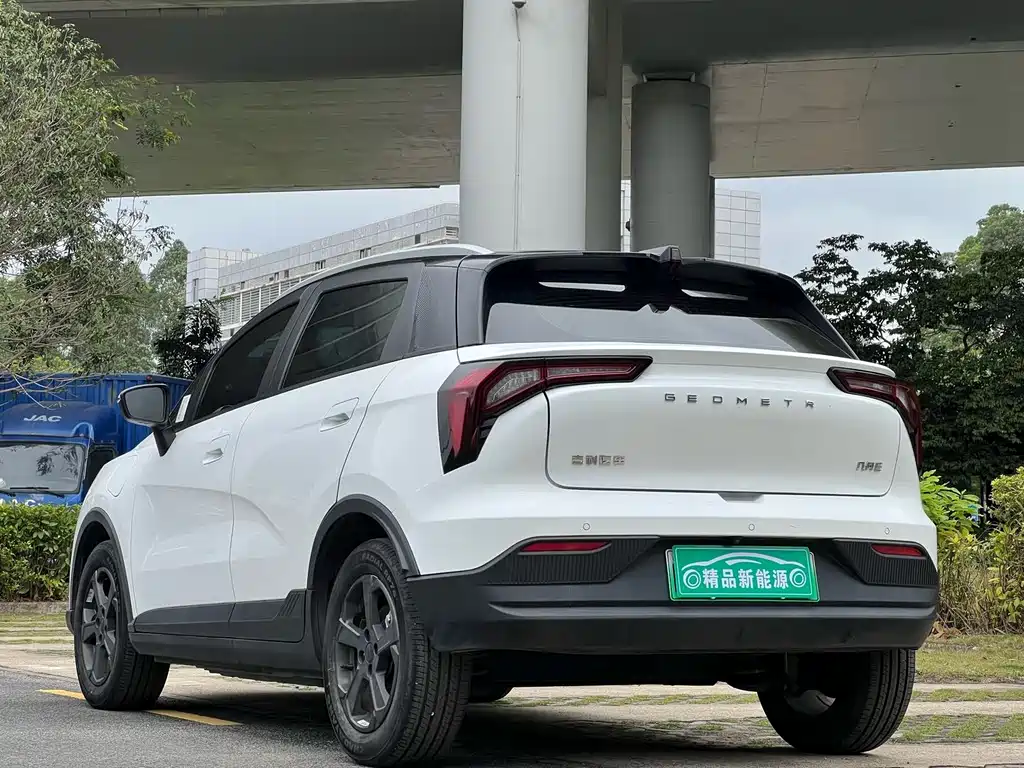 Geely Geometry Geely Geometry E Glowworm 2023 401KM Linglong Tiger 5-seat 2023 - thumbnail 4