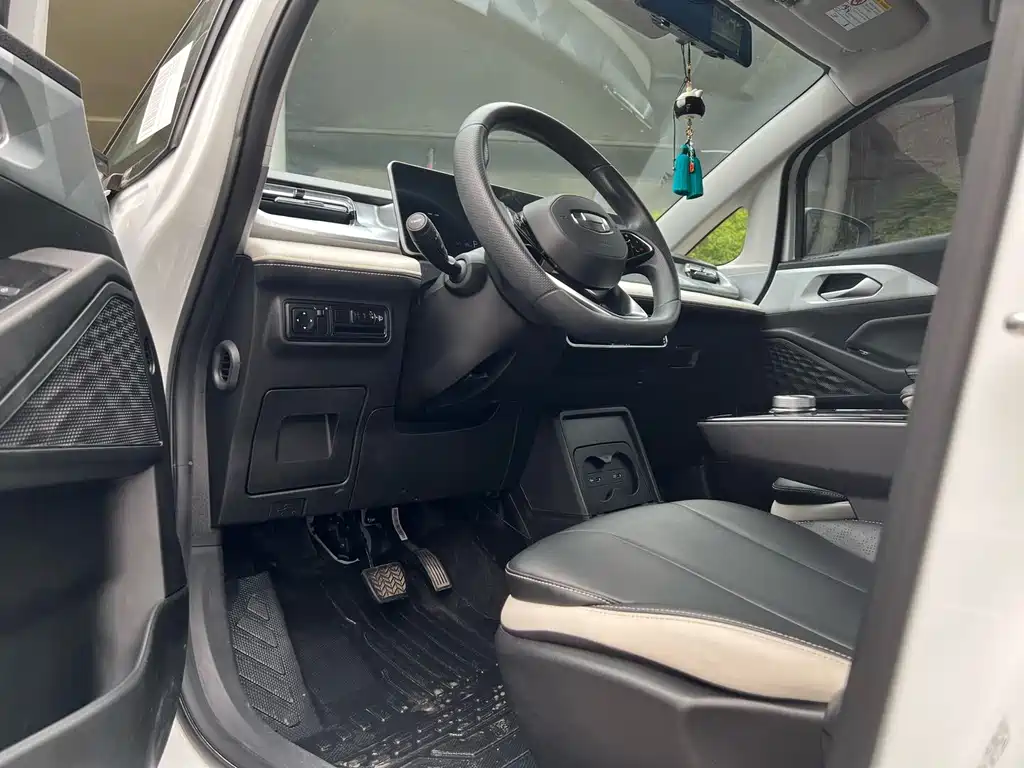 Geely Geometry Geely Geometry E Glowworm 2023 401KM Linglong Tiger 5-seat 2023 - thumbnail 13
