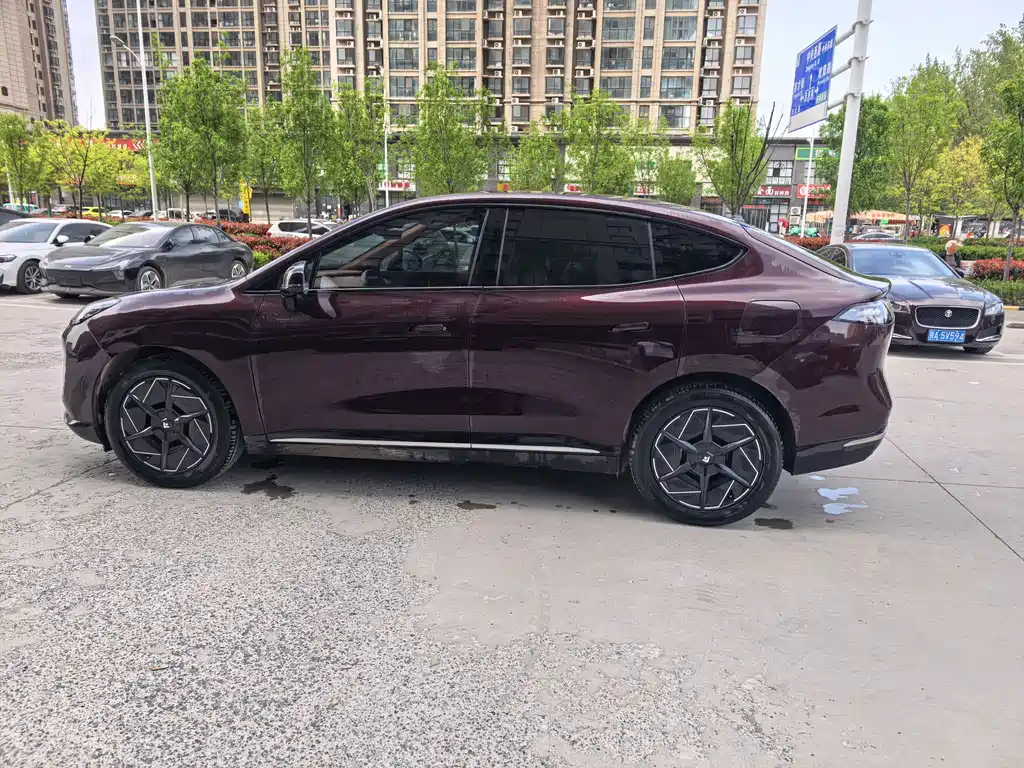 GAC Hyper Hyper HT 2024 825 Ultra High Voltage Intelligent Driving Edition 2024 - thumbnail 9