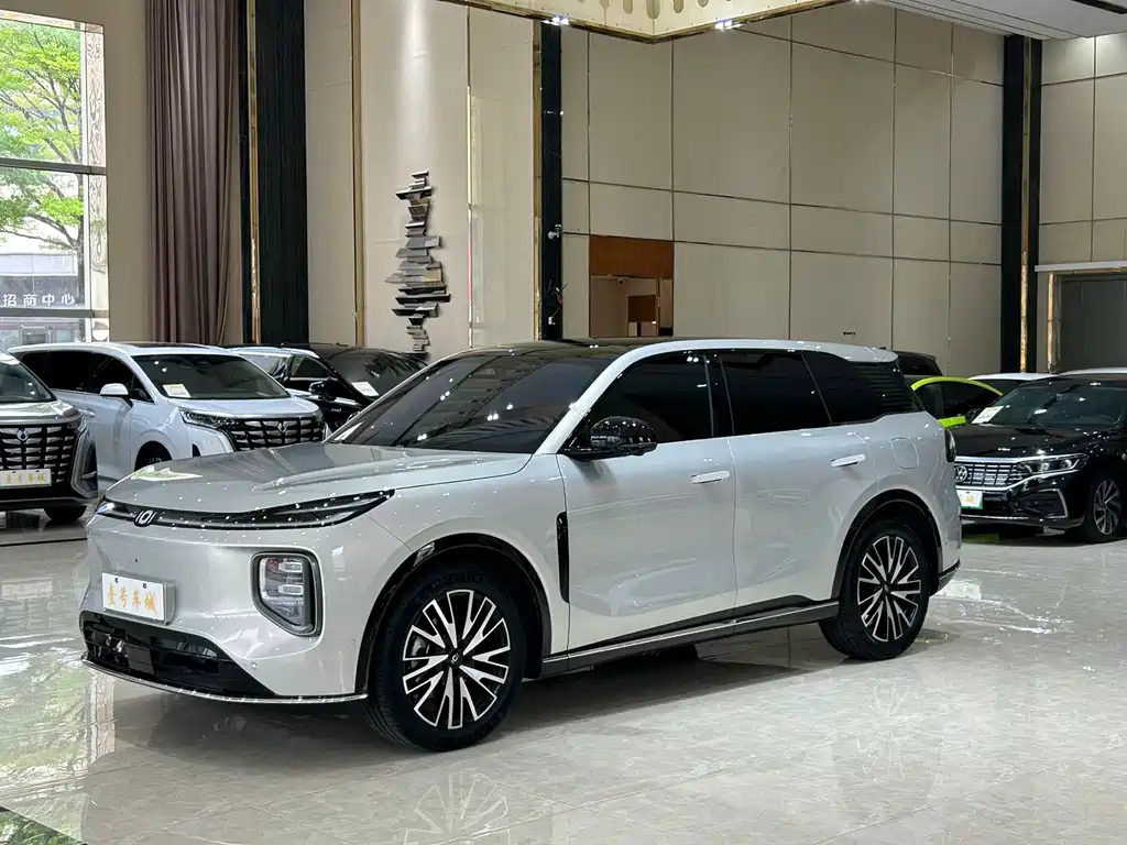 Changan Qiyuan Changan Qiyuan Q07 2025 215 Flagship PLUS 2025 - thumbnail 2