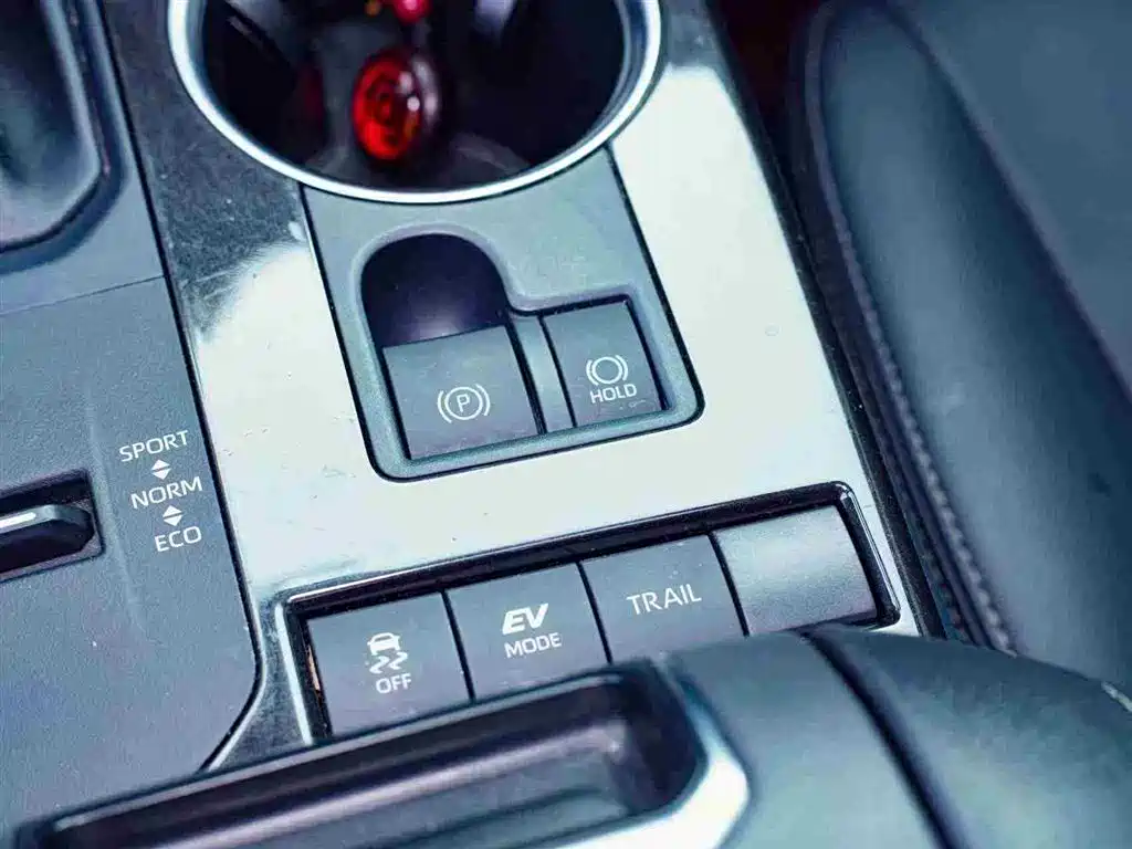 Toyota Toyota Crown Kluger 2023 2.5L HEV AWD Premium Edition 2023 - thumbnail 18