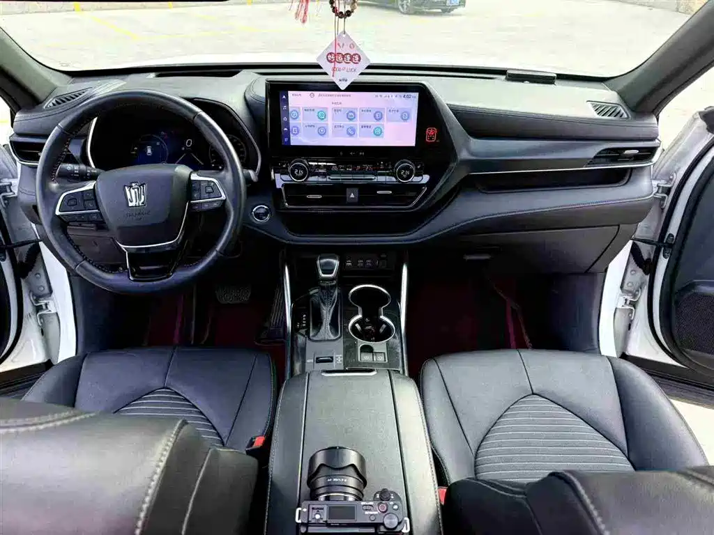 Toyota Toyota Crown Kluger 2023 2.5L HEV AWD Premium Edition 2023 - thumbnail 24