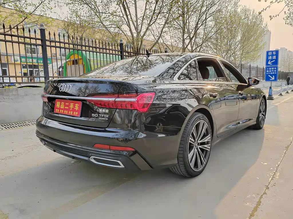 Audi Audi A6L 2021 40 TFSI Premium Dynamic Model 2021 - thumbnail 4
