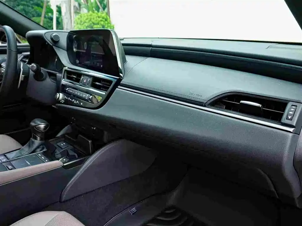 Lexus Lexus ES 2021 300h Premium Edition 2022 - thumbnail 20