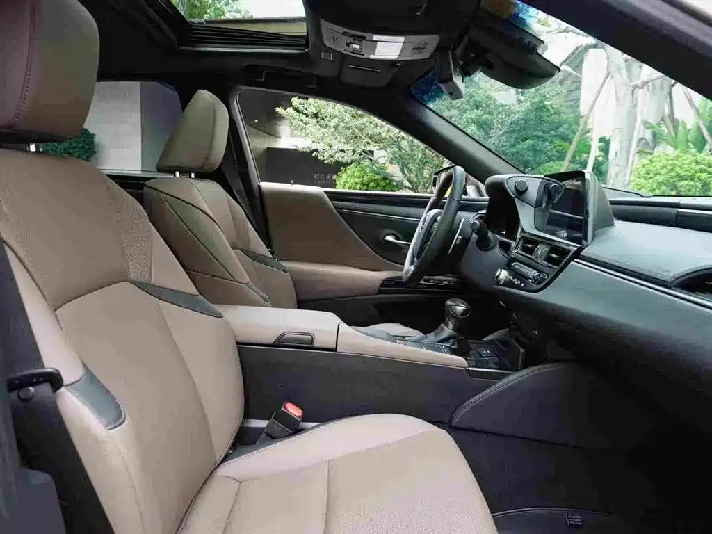 Lexus Lexus ES 2021 300h Premium Edition 2022 - thumbnail 21