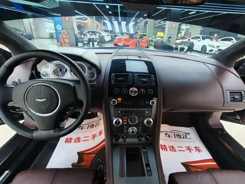 Aston Martin Aston Martin V8 Vantage 2011 4.7L Sportshift Coupe 2013 - thumbnail 8