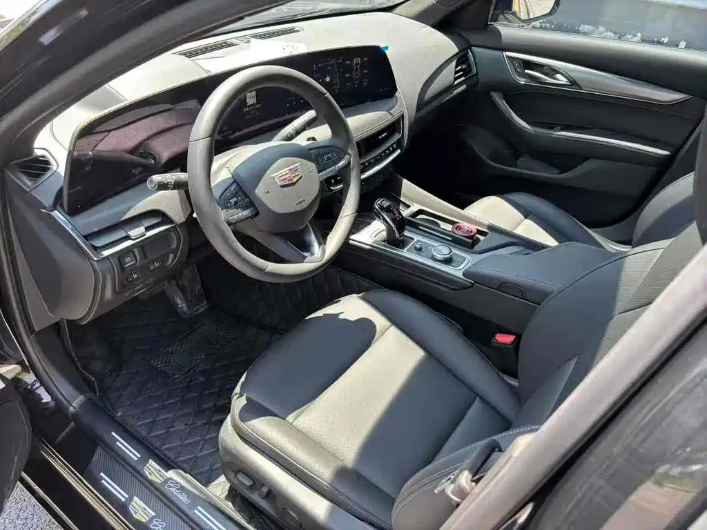 Cadillac Cadillac CT5 2025 28T Urban Sport Edition 2025 - thumbnail 10