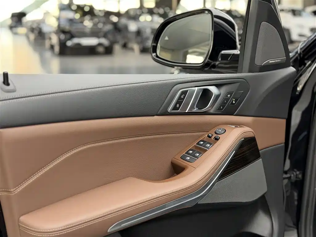BMW BMW X5 xDrive40i M Sport Package 2020 - thumbnail 27