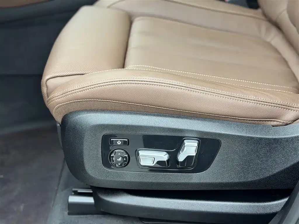 BMW BMW X5 xDrive40i M Sport Package 2020 - thumbnail 28